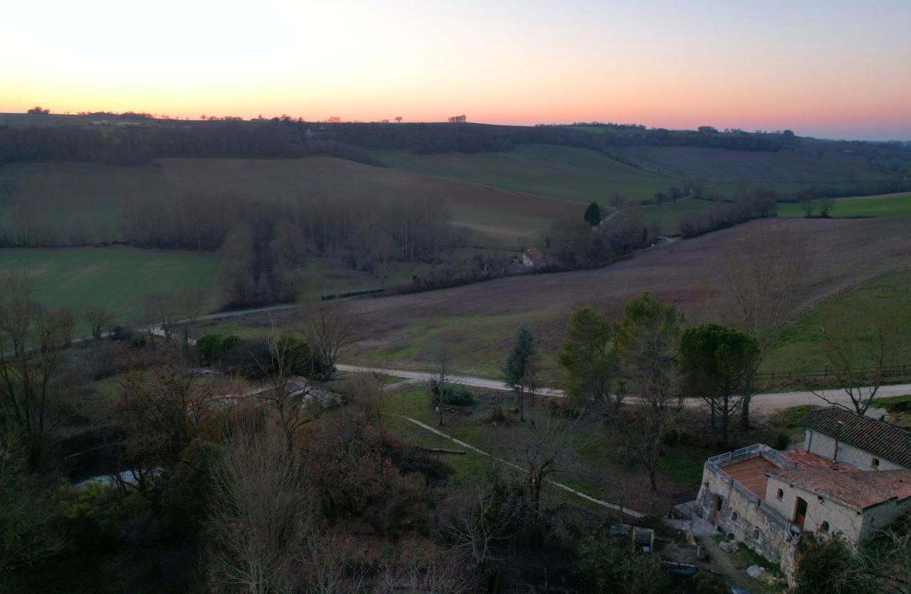 Grand Gite Les Cabanes De Fallot Pour 19 Personnes - Piscine Naturelle L'isle-Bouzon Exterior foto